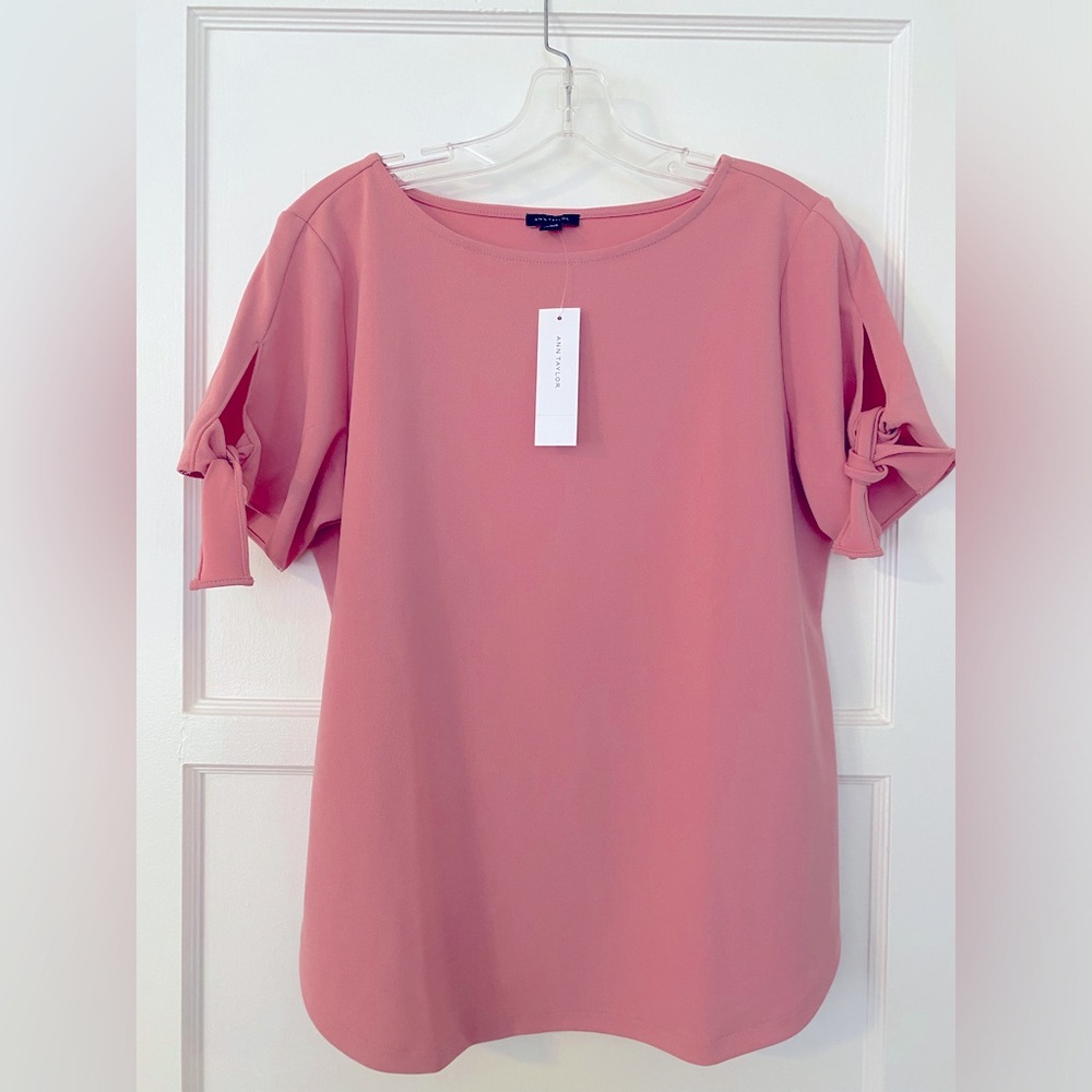 🆕 NWT Ann Taylor bow tie short sleeves dressy shirt women’s M gorgeous pink 🩷